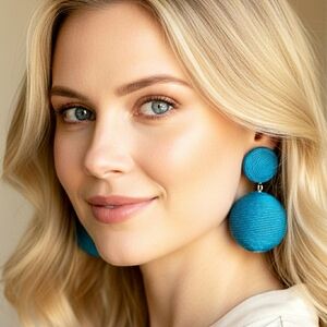 Vintage💙Clip-On Blue Weaved Earrings💙